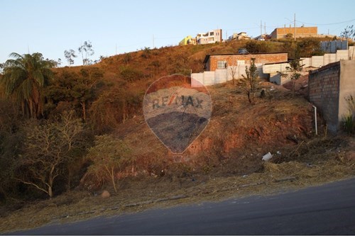 Venda-Terreno-Belvedere , Conselheiro Lafaiete , Minas Gerais , 36408196-860421029-32