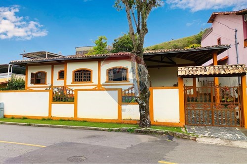 Venda-Casa-Bosque dos Pinheiros , Juiz de Fora , Minas Gerais , 36062030-860321011-156