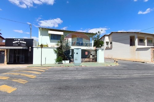 Alugar-Casa-Avenida Álvaro Augusto Leite , 745  - Próximo a Fadminas faculdade  - Jardim Eldorado , Lavras , Minas Gerais , 37202603-860471037-22