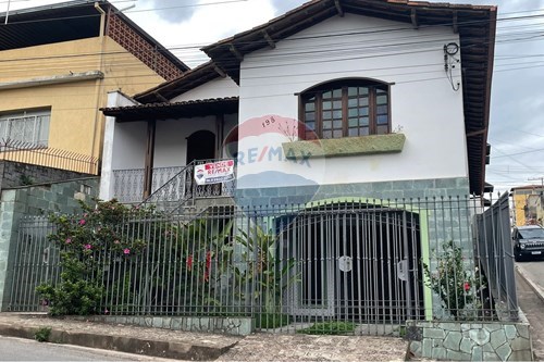 Venda-Casa-Carijós , Conselheiro Lafaiete , Minas Gerais , 36406110-860421004-72