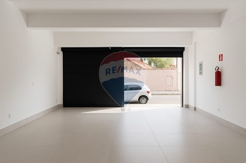 Alugar-Cj. Comercial/ Sala-Rua dos Guararapes , 180  - Próximo ao Supermercado Pais&Filhos  - Benfica , Juiz de Fora , Minas Gerais , 36090370-860431056-52