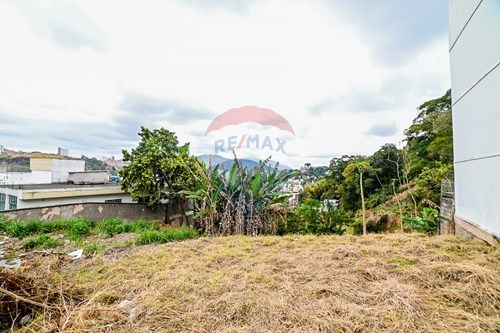 Venda-Terreno-Rua Maurício de Menezes , 35  - Próximo a Avenida Sete  - Costa Carvalho , Juiz de Fora , Minas Gerais , 36070180-860211133-2