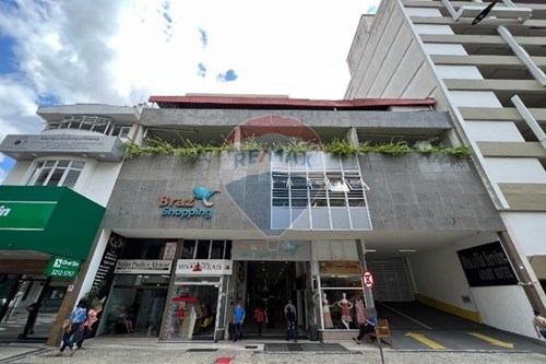 Venda-Garagem-Rua Braz Bernardino , 918  - Braz Shopping  - Centro , Juiz de Fora , Minas Gerais , 36010320-860211133-10