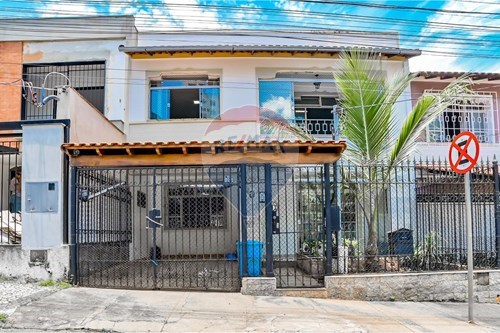 Venda-Casa-Rua Dr. Jose Murilo Neto , 70  - Granbery , Juiz de Fora , Minas Gerais , 36010450-860361018-148