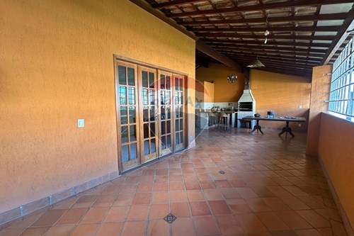 Venda-Casa-Rua Professor Geraldo Rodrigues , 240  - Centro , Muriaé , Minas Gerais , 36880093-860371007-79