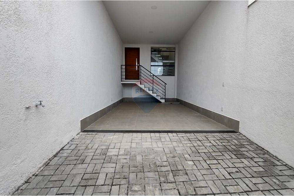 Casa - Venda - Juiz de Fora , Minas Gerais - WhatsApp Image 2025-08-21 at 16.33.16 (2).jpeg - Garagem - 860241112-111