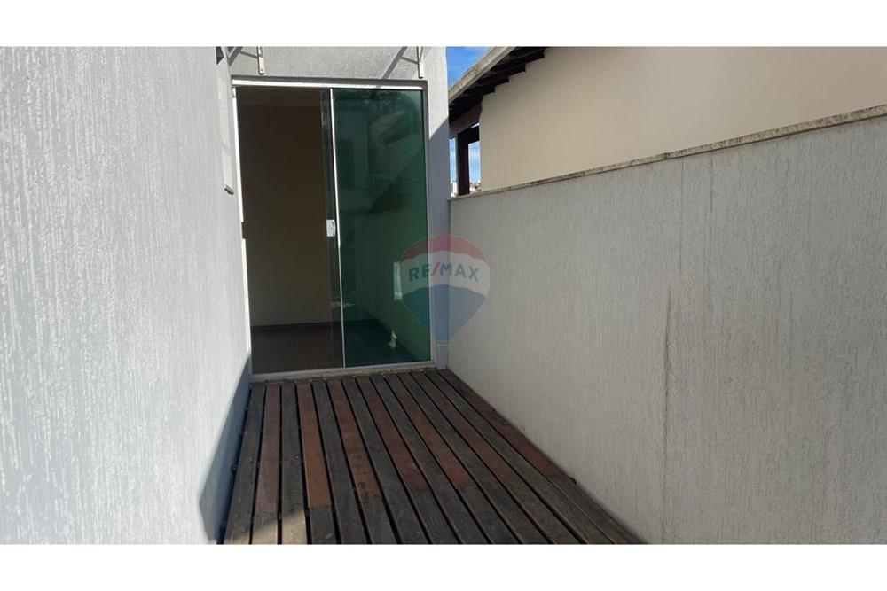 Casa de Condomínio - Alugar - Juiz de Fora , Minas Gerais - WhatsApp Image 2025-05-29 at 17.00.15 (42).jpeg - Jardim de Inverno - 860381054-1