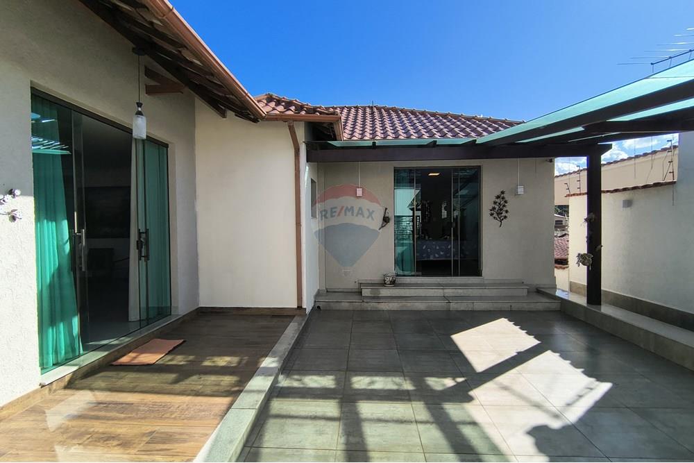 Casa - Venda - Barbacena , Minas Gerais - WhatsApp Image 2025-05-23 at 19.20.31.jpeg - 860391028-16