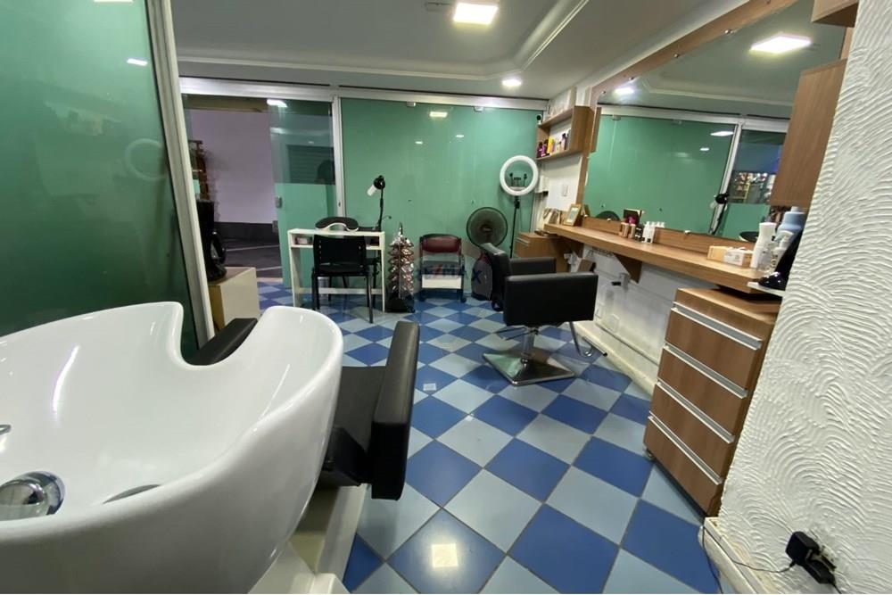 Ponto Comercial/ Loja - Venda - Juiz de Fora , Minas Gerais - WhatsApp Image 2025-02-07 at 10.50.09 (1).jpeg - Sala de estar - 860431055-3