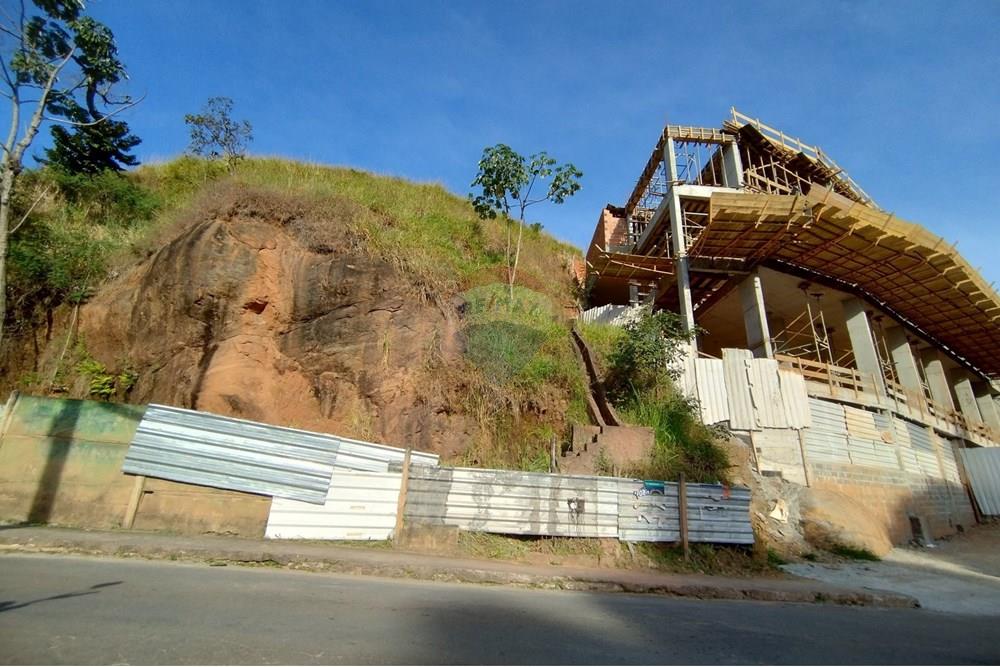 Kommerciel - Jord - Juiz de Fora , Minas Gerais - BR - 501122457_10036198776416876_743766070666916621_n.jpg - 860301018-215