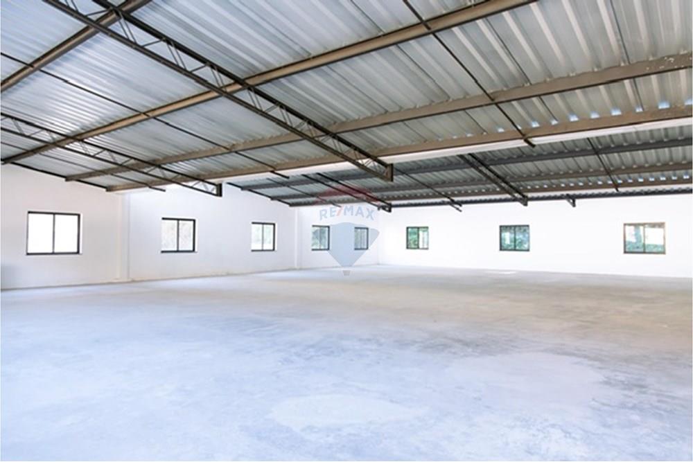 Ponto Comercial/ Loja - Alugar - Juiz de Fora , Minas Gerais - 25a719e2-3b0f-4040-acba-7fb2c4573877.JPG - 860431023-266