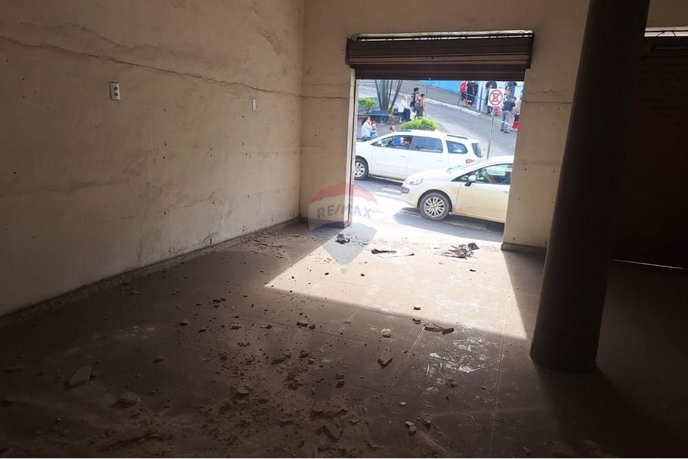 Ponto Comercial/ Loja - Venda - Conselheiro Lafaiete , Minas Gerais - Imagem do WhatsApp de 2025-10-08 à(s) 11.40.01_b73ab9e2.jpg - 860421004-1252