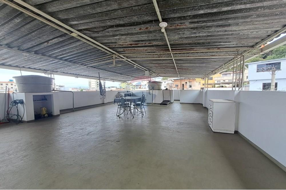 Casa - Venda - Juiz de Fora , Minas Gerais - WhatsApp Image 2025-10-15 at 13.29.49 (1).jpeg - Terraço - 860241100-40