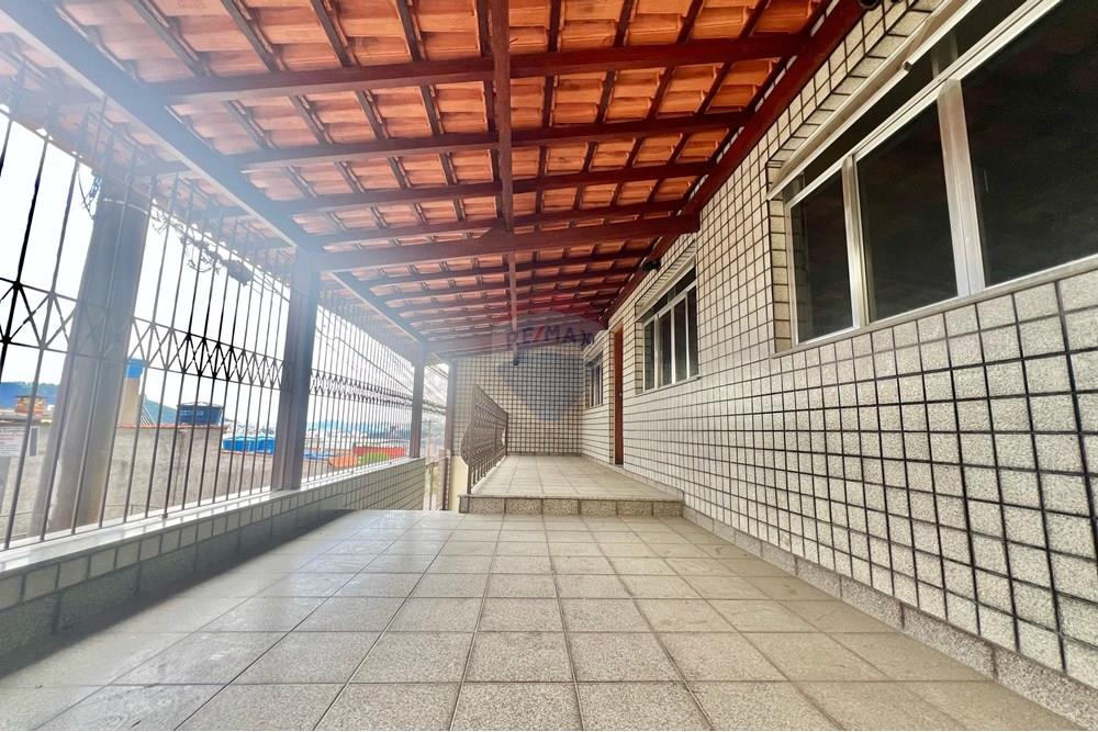 Casa - Venda - Juiz de Fora , Minas Gerais - WhatsApp Image 2025-03-13 at 14.47.49 (1).jpeg - Varanda - 860211126-10