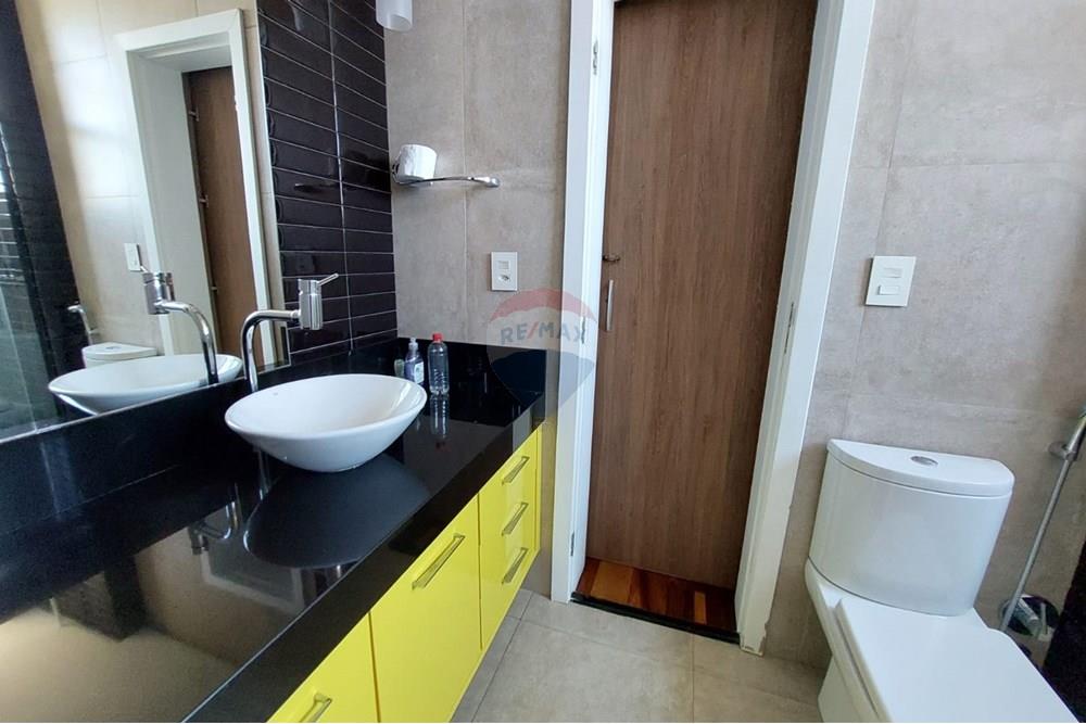 Casa - Venda - Juiz de Fora , Minas Gerais - WhatsApp Image 2025-10-28 at 12.24.47 (1).jpeg - 860291012-125