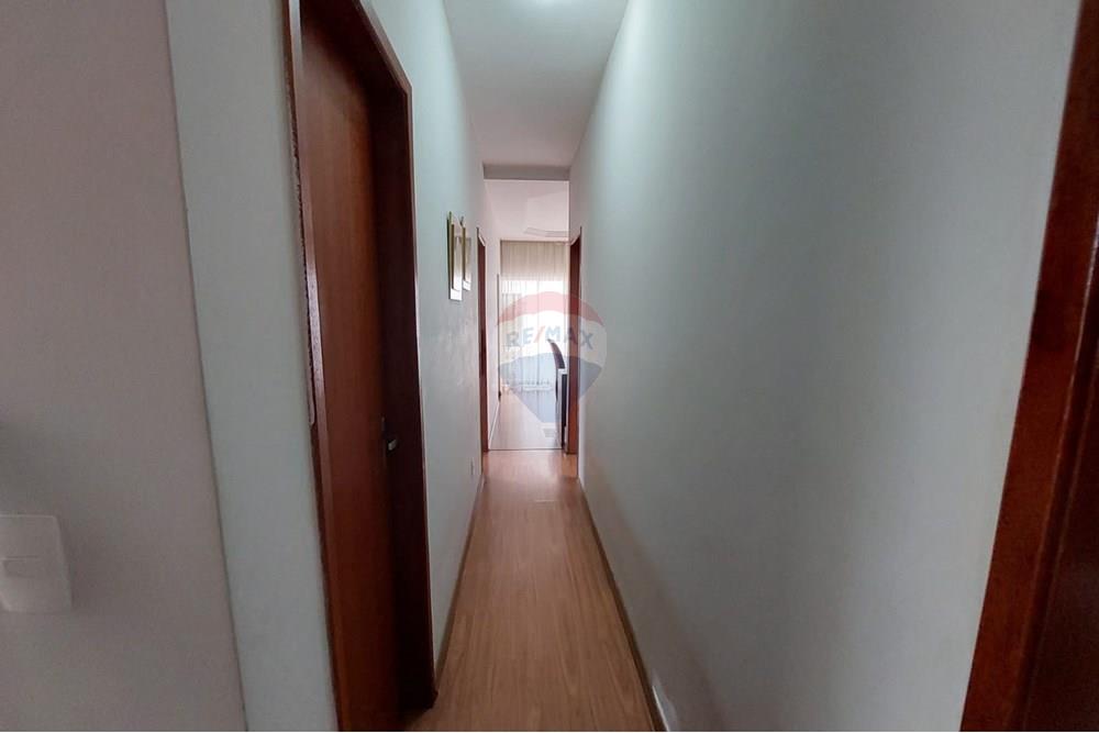 Casa - Venda - Juiz de Fora , Minas Gerais - WhatsApp Image 2025-01-15 at 12.07.15 (1).jpeg - Corredor - 860241100-37