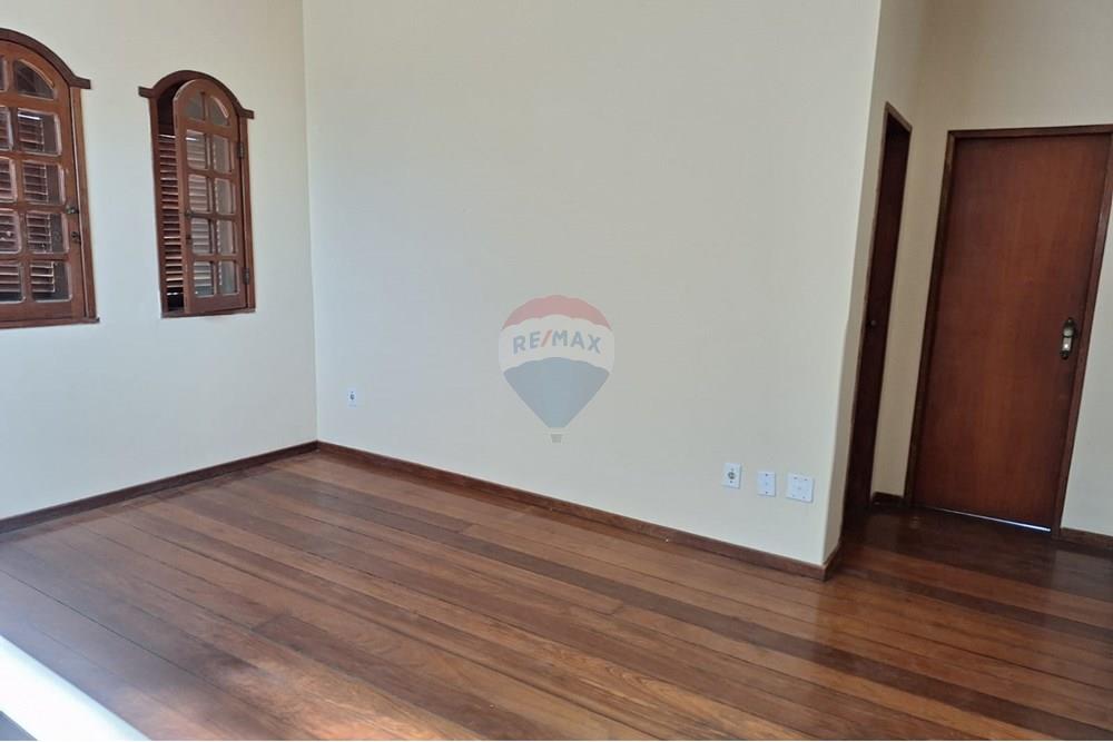 Casa - Venda - Conselheiro Lafaiete , Minas Gerais - sala de cima.jpg - 860421004-1255