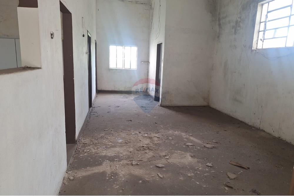 Ponto Comercial/ Loja - Venda - Conselheiro Lafaiete , Minas Gerais - Imagem do WhatsApp de 2025-10-08 à(s) 11.40.04_df7f1a10.jpg - 860421004-1252