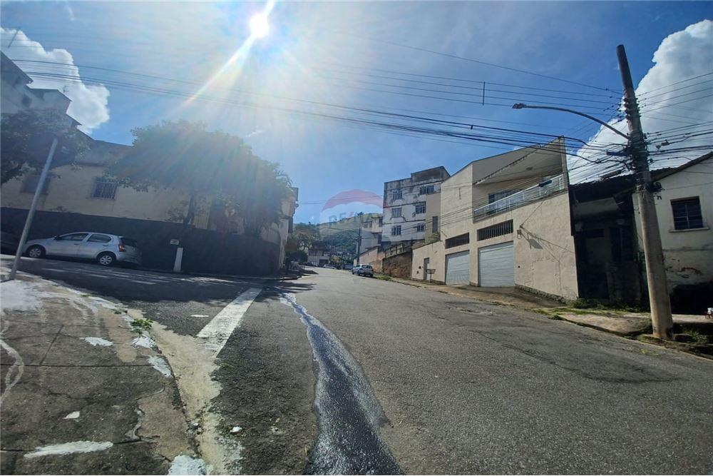 Casa - Venda - Juiz de Fora , Minas Gerais - Vista da rua - Piscina - 860231017-141