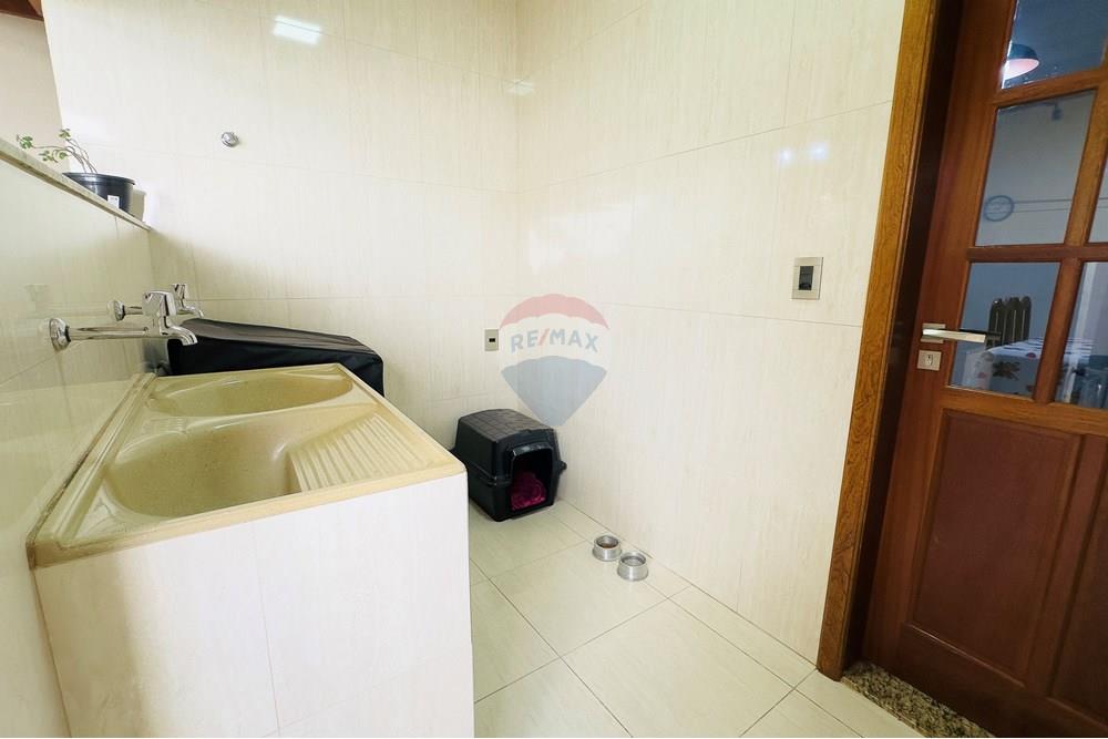 Casa - Venda - Juiz de Fora , Minas Gerais - CASA-21.jpg - Lavanderia - 860211123-10