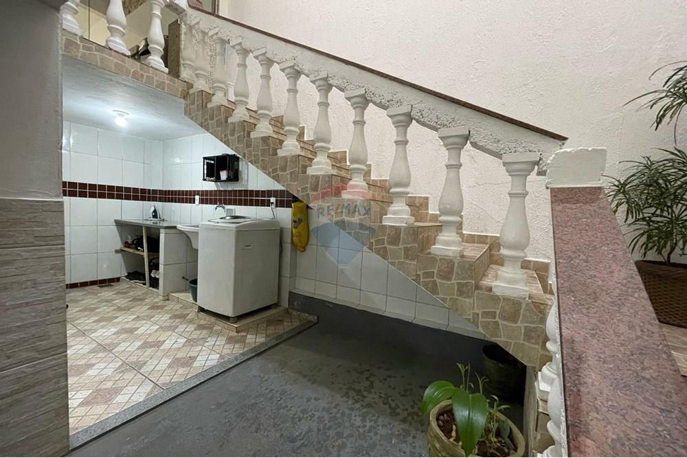 Casa - Venda - Muriaé , Minas Gerais - WhatsApp Image 2025-02-17 at 16.41.42.jpeg - Área de serviço - 860371007-79