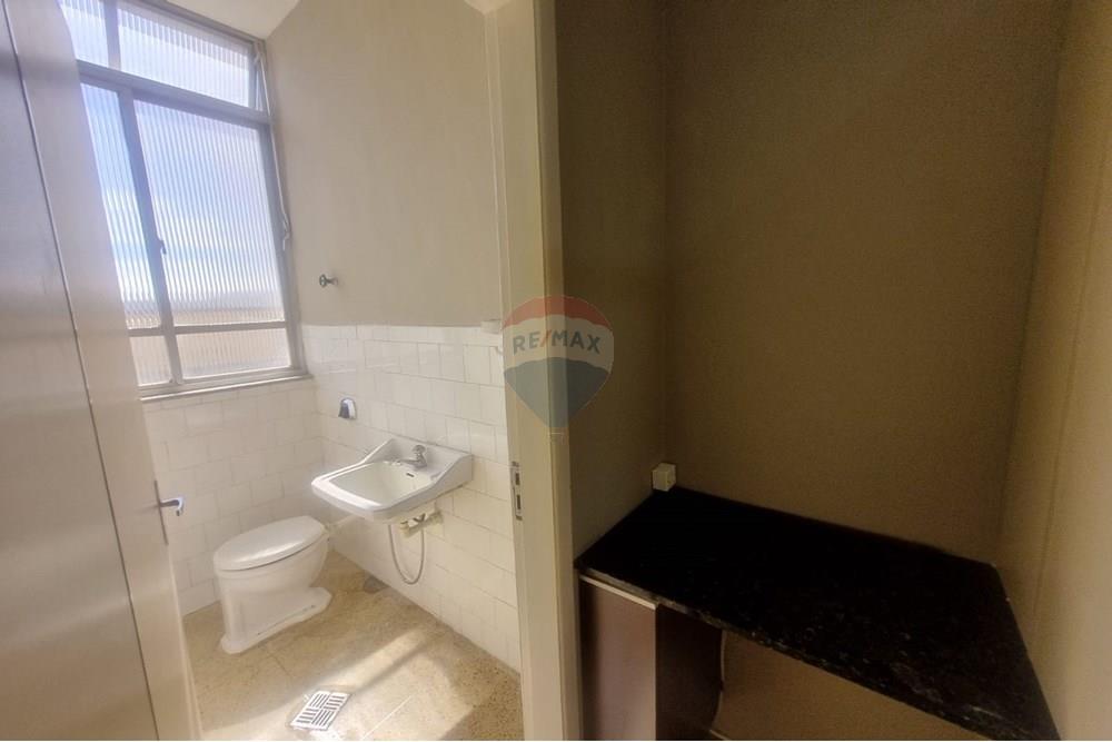 Ponto Comercial/ Loja - Alugar - Juiz de Fora , Minas Gerais - Banheiro 1.jpeg - 860361010-496