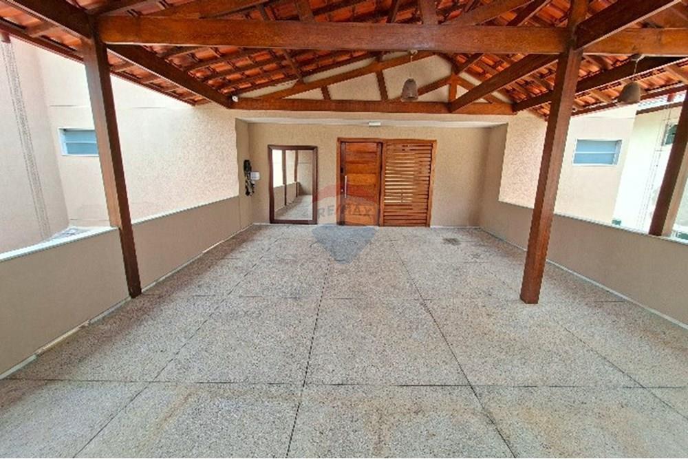 Casa - Alugar - Juiz de Fora , Minas Gerais - 20251002_122508_cleanup.jpg - Garagem - 860241106-99