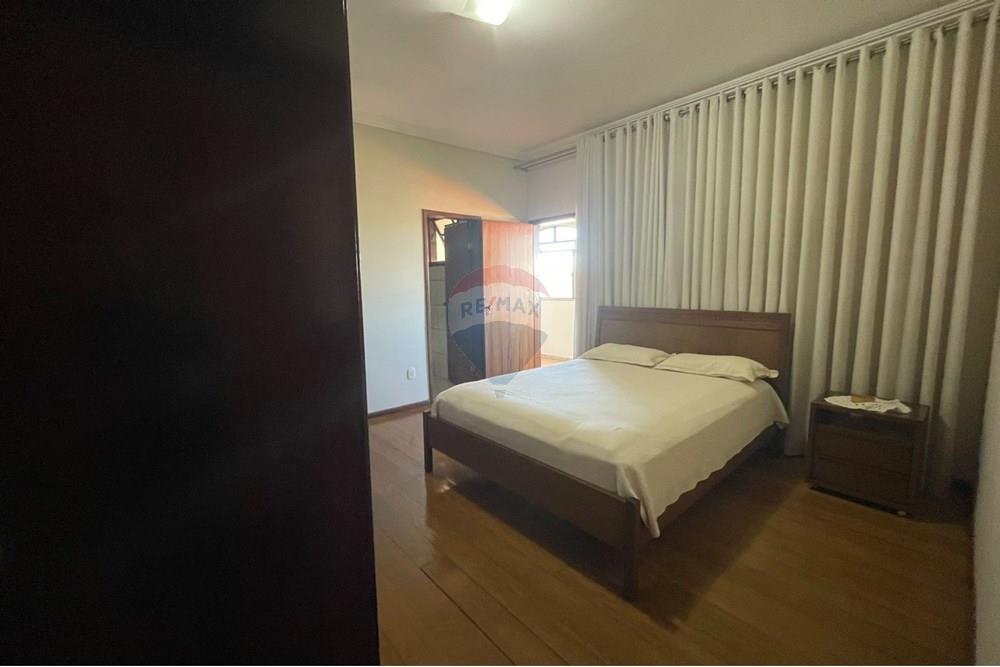 Casa - Venda - Conselheiro Lafaiete , Minas Gerais - WhatsApp Image 2025-05-22 at 13.48.04.jpeg - 860421029-7