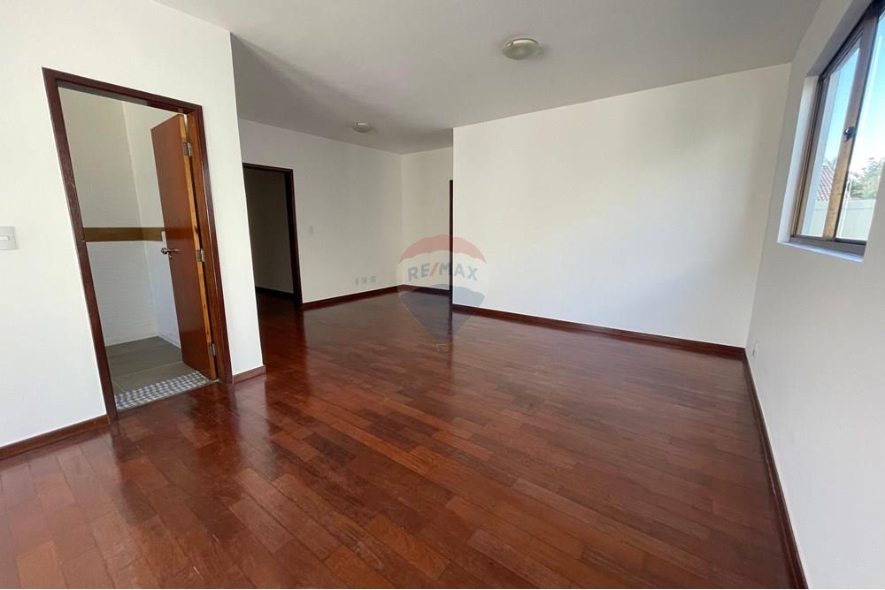 Casa de Condomínio - Alugar - Juiz de Fora , Minas Gerais - WhatsApp Image 2025-09-17 at 19.02.40 (1).jpeg - 860281089-45