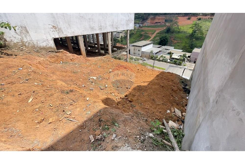 Terreno - Venda - Muriaé , Minas Gerais - Imagem do WhatsApp de 2025-10-02 à(s) 10.40.03_e228f4bd.jpg - Quintal - 860371029-8