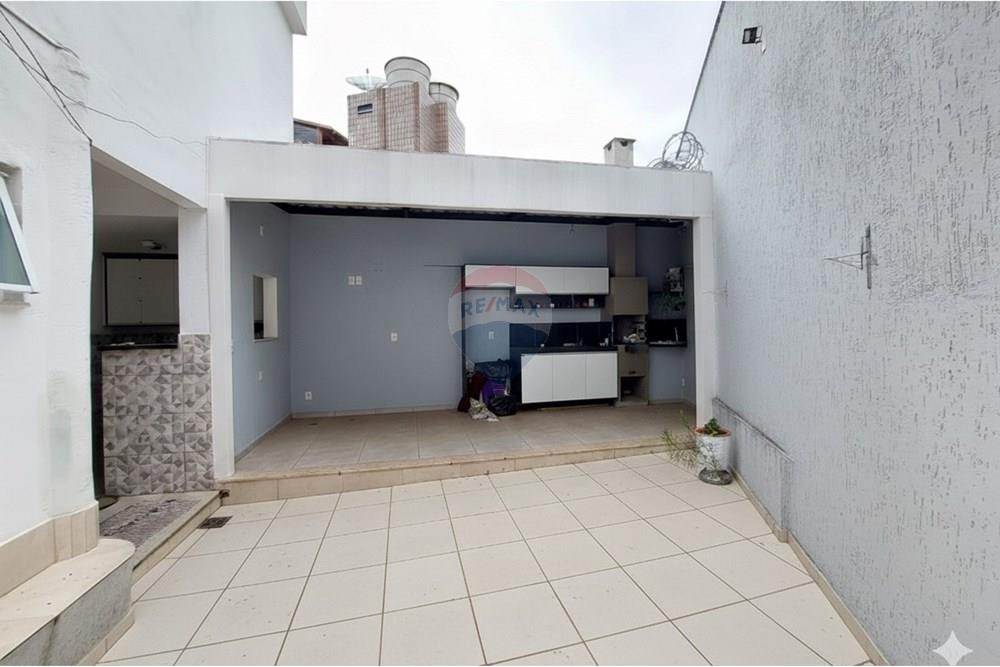 Casa - Venda - Juiz de Fora , Minas Gerais - WhatsApp Image 2025-10-16 at 13.26.09 (10).jpeg - 860291012-121