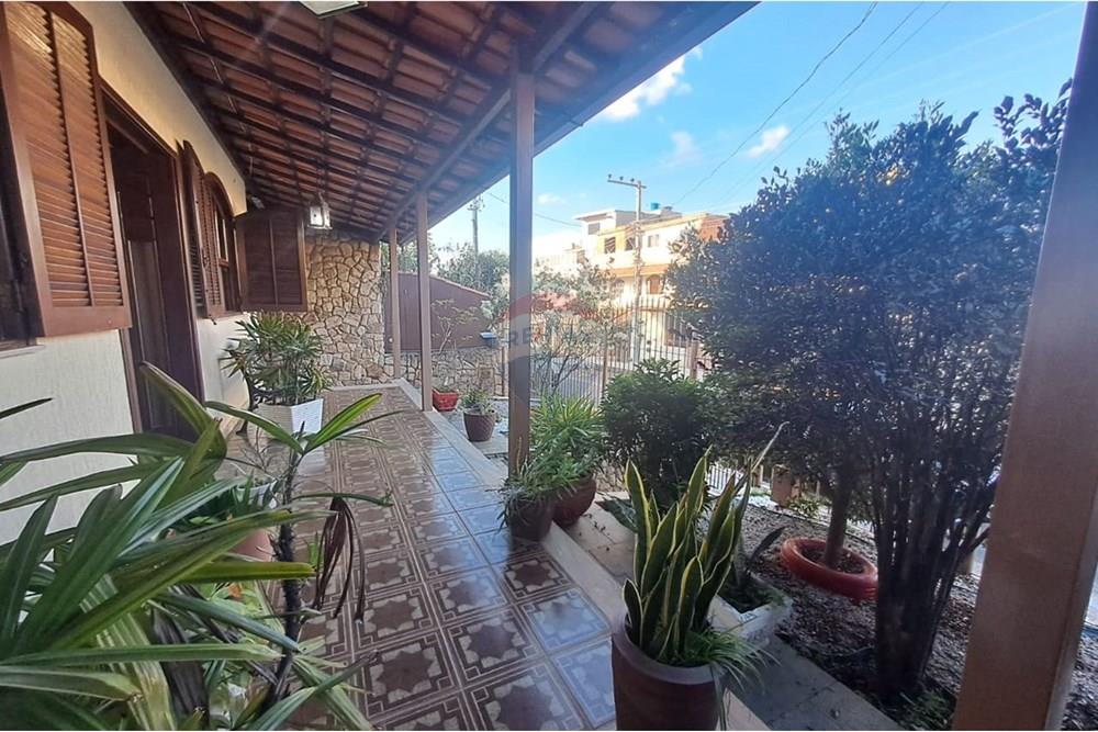Casa - Venda - Juiz de Fora , Minas Gerais - WhatsApp Image 2025-06-10 at 18.30.29.jpeg - Varanda - 860241100-30
