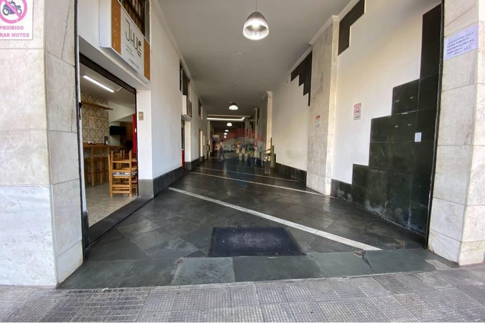Ponto Comercial/ Loja - Venda - Juiz de Fora , Minas Gerais - WhatsApp Image 2025-02-07 at 10.50.12 (2).jpeg - Saguão - 860431055-3