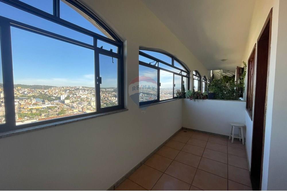 Casa - Venda - Conselheiro Lafaiete , Minas Gerais - WhatsApp Image 2025-05-22 at 13.48.02 (1).jpeg - 860421029-7