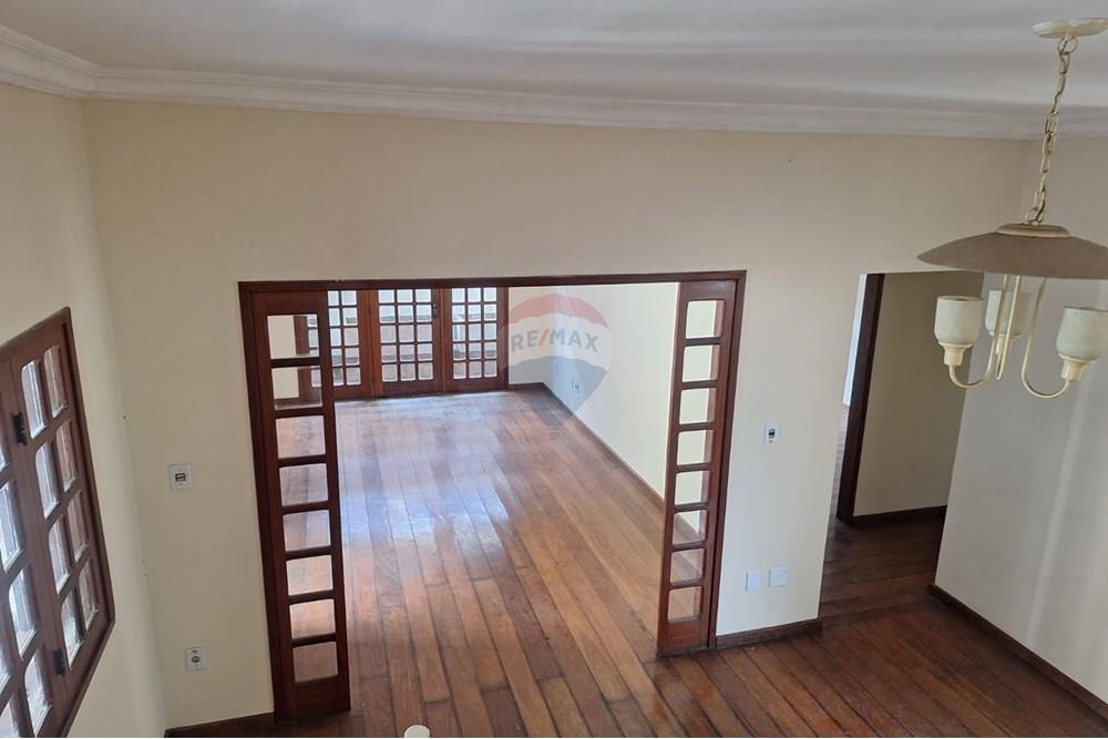 Casa - Venda - Conselheiro Lafaiete , Minas Gerais - sala em um todo.jpg - 860421004-1255