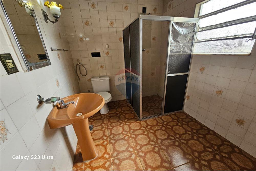 Casa - Venda - Juiz de Fora , Minas Gerais - Banheiro social - 2º pavimento - Banheiro - 860231013-51