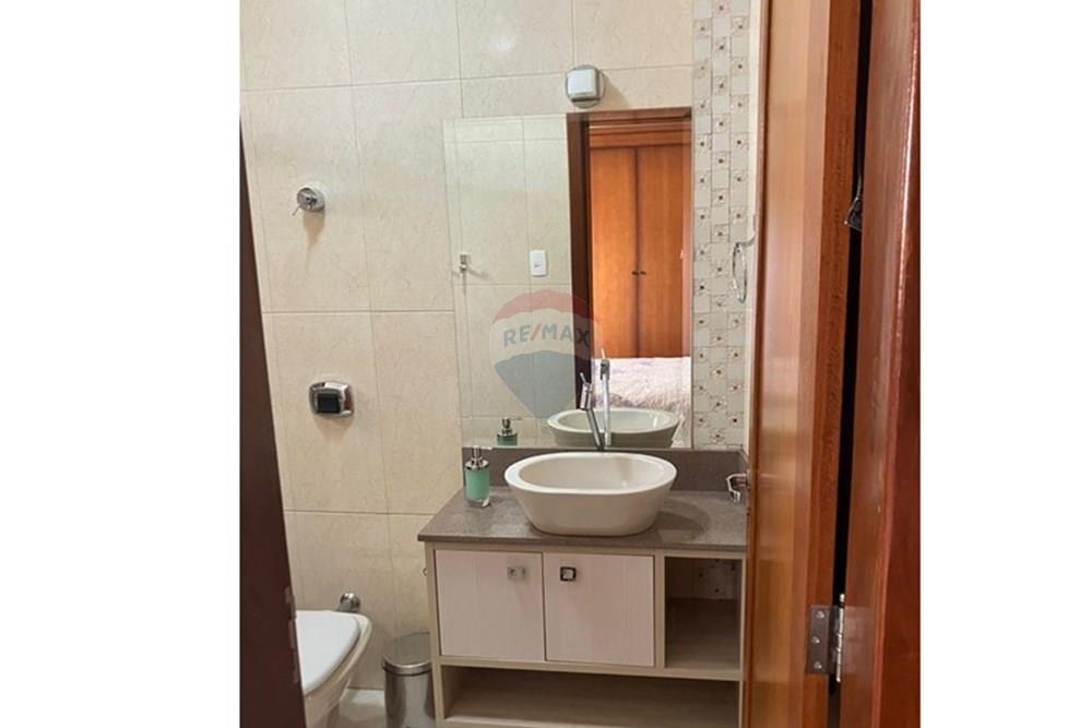 Casa - Venda - Conselheiro Lafaiete , Minas Gerais - 9f94859d-c367-4780-8ed0-55d4f6a838d0.jpeg - 860421022-57