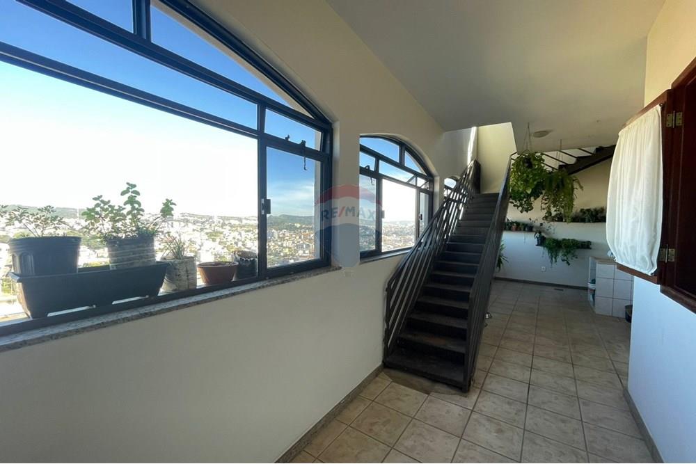 Casa - Venda - Conselheiro Lafaiete , Minas Gerais - WhatsApp Image 2025-05-22 at 13.48.46 (1).jpeg - 860421029-7