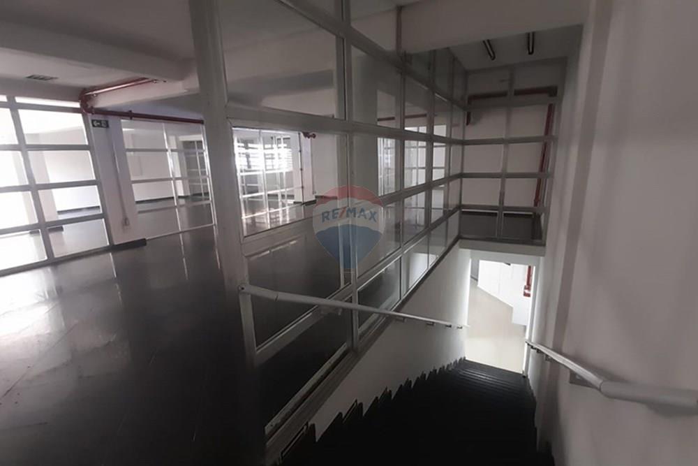 Ponto Comercial/ Loja - Alugar - Juiz de Fora , Minas Gerais - 24.jpeg - 860501034-35