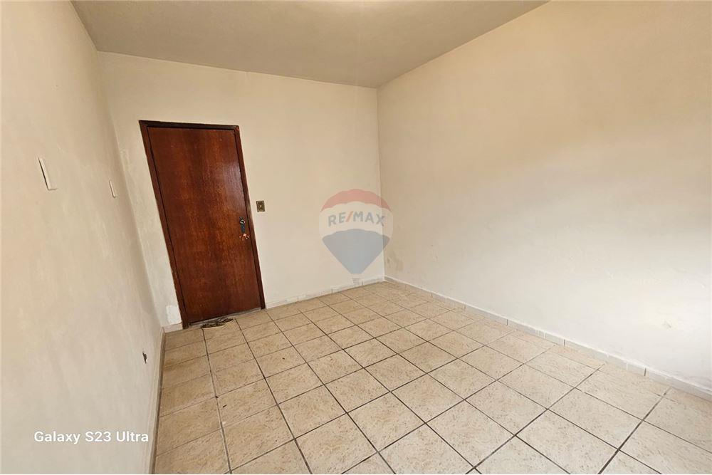 Casa - Venda - Juiz de Fora , Minas Gerais - Quarto 1 - 1º pavimento - Quarto - 860231013-51