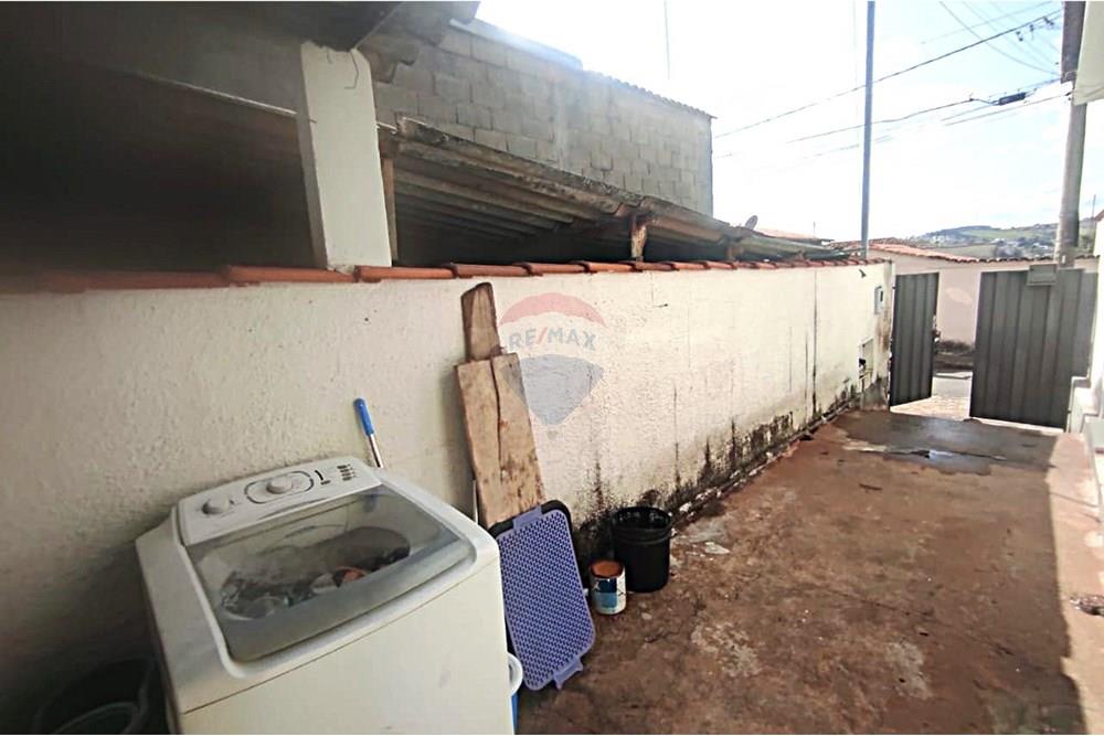 Kitnet - Venda - Lavras , Minas Gerais - Kitnet Vila São Francisco 16.jpg - Quintal - 860471016-20