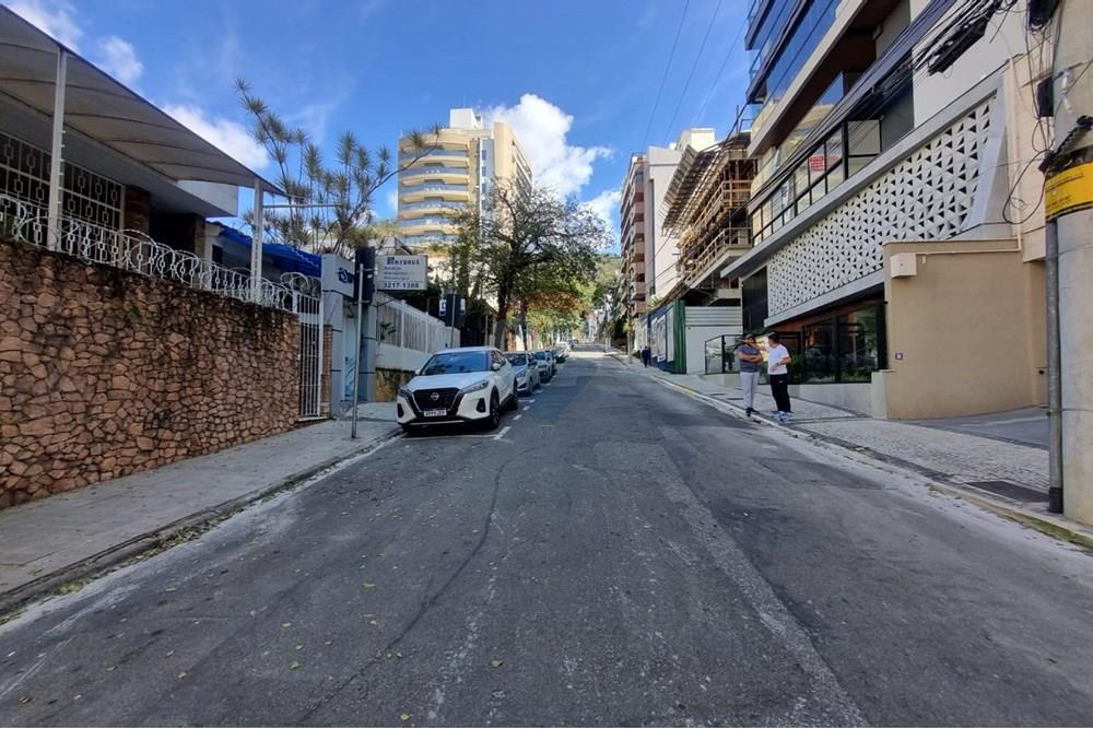 Casa Comercial - Alugar - Juiz de Fora , Minas Gerais - Rua 1.jpeg - 860361010-488