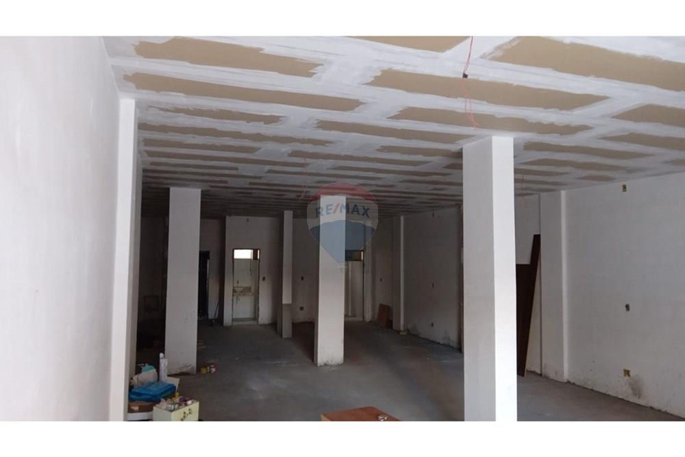 Ponto Comercial/ Loja - Alugar - Juiz de Fora , Minas Gerais - Imagem do WhatsApp de 2025-05-19 à(s) 15.16.18_6ce8558a.jpg - 860241114-43