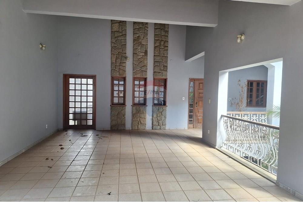 Casa - Venda - Conselheiro Lafaiete , Minas Gerais - garagem 3.jpg - 860421004-1255