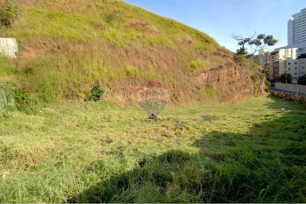 Kommerciel - Jord - Juiz de Fora , Minas Gerais - BR - 504866554_10036200203083400_2810185786597619714_n.jpg - 860301018-215