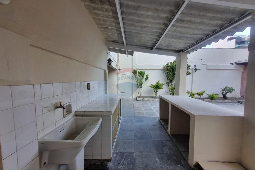 Casa Comercial - Alugar - Juiz de Fora , Minas Gerais - Área de Serviço Externa 2.jpeg - 860361010-479