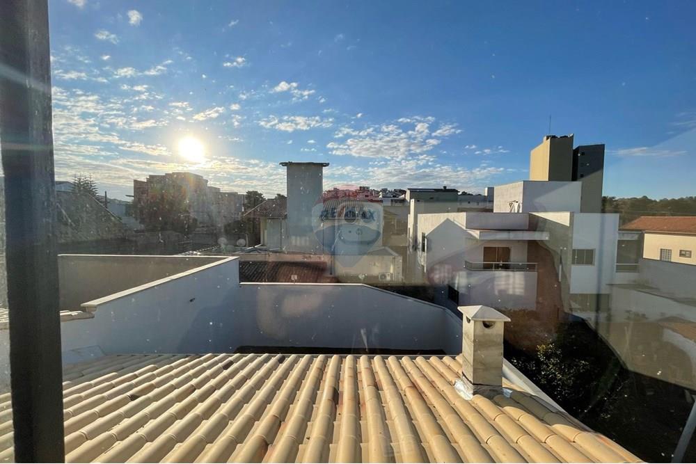 Casa - Venda - Juiz de Fora , Minas Gerais - WhatsApp Image 2025-07-28 at 11.18.00 (3).jpeg - 860301046-1