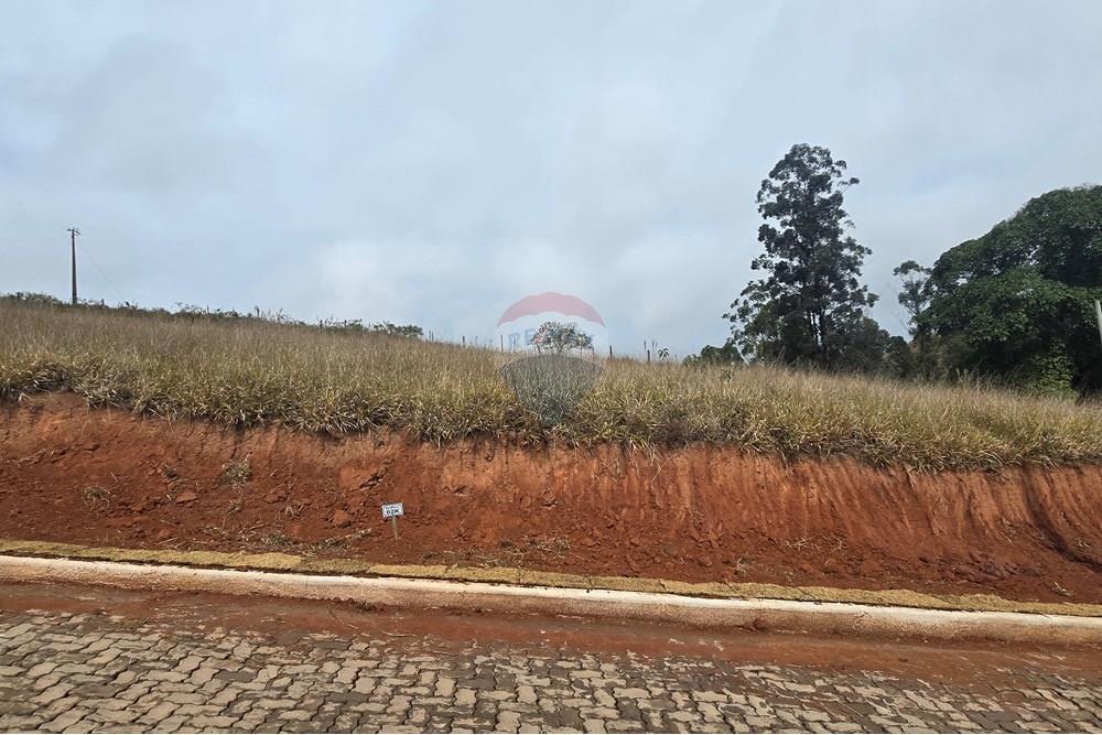 Terreno - Venda - Chácara , Minas Gerais - 13.jpg - Pátio interno - 860231001-230