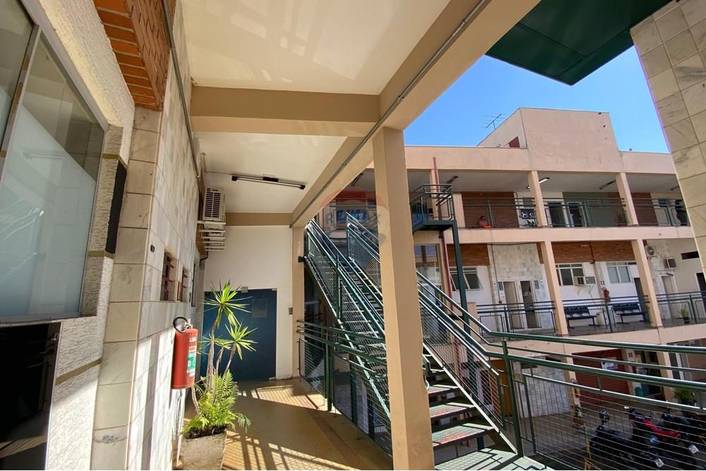 Ponto Comercial/ Loja - Alugar - Juiz de Fora , Minas Gerais - IMG-20251002-WA0039.jpg - 860431071-8