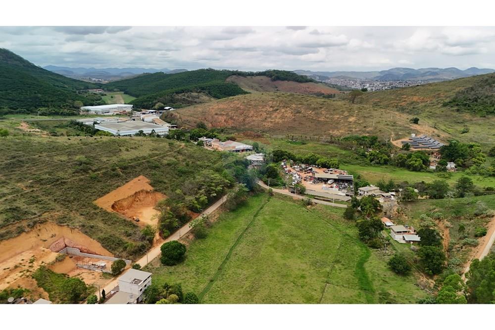 Terreno - Venda - Muriaé , Minas Gerais - 540C493B-E9F5-4EED-88D7-D5CECBB08392.jpeg - 860371007-101